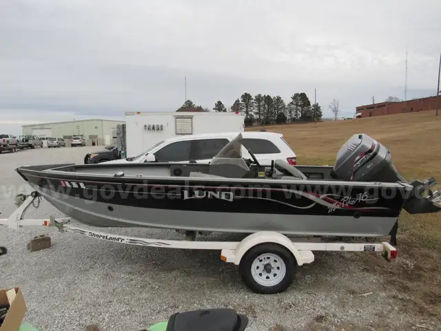 1999 Lund Aluminum Boat