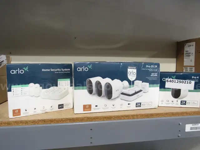 arlo Security System Set