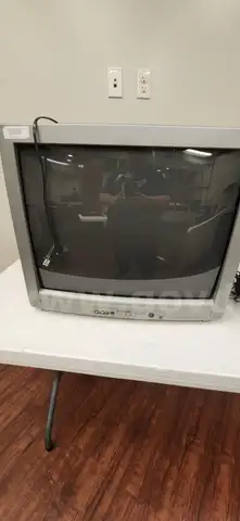 2 Televisions