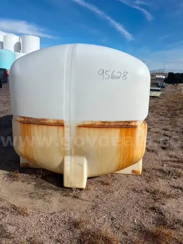 2,400 Gallon Liquid Spreader Tank