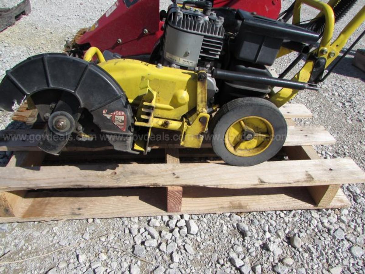 John Deere E35 Edger Allsurplus