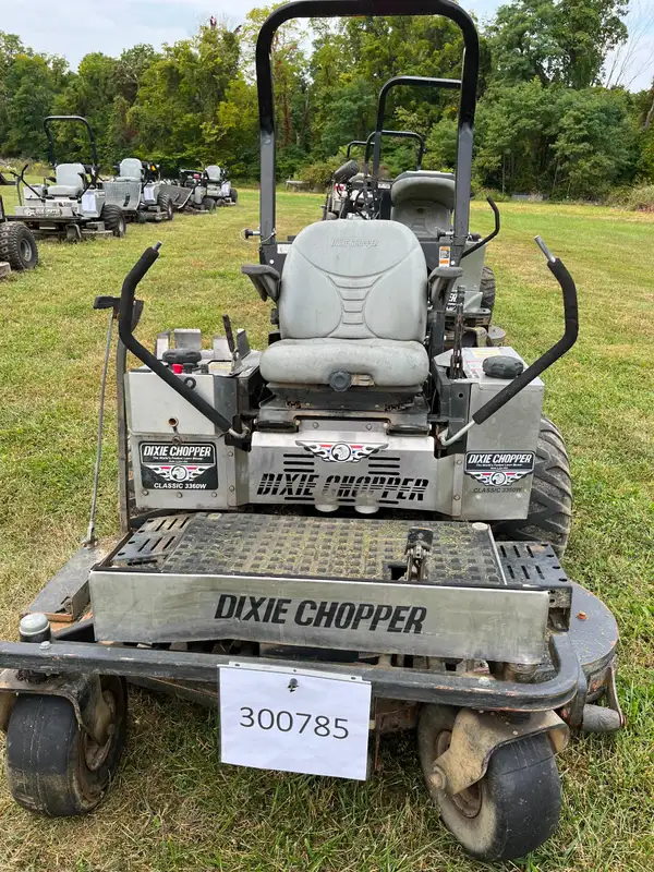2012 Dixie Chopper 3360 mower, #11CL3360GNGWW0393 (DNR Monroe Lake