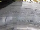 3 Tires (H)