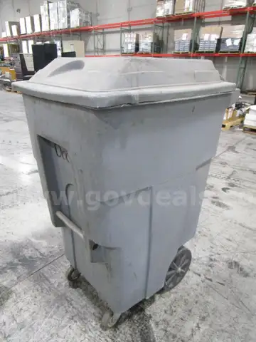Trash Container (E)