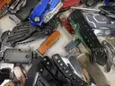 28 lbs Knives &#x26; Multi-tools (FS)