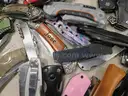 28 lbs Knives &#x26; Multi-tools (FS)