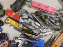 28 lbs Knives &#x26; Multi-tools (FS)