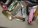 28 lbs Knives &#x26; Multi-tools (FS)