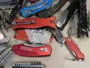 28 lbs Knives &#x26; Multi-tools (FS)