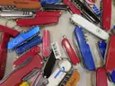 17 lbs Knives &#x26; Multi-tools (FS)