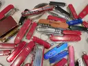 17 lbs Knives &#x26; Multi-tools (FS)