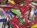 17 lbs Knives &#x26; Multi-tools (FS)