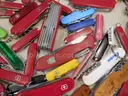 17 lbs Knives &#x26; Multi-tools (FS)