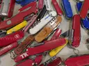 17 lbs Knives &#x26; Multi-tools (FS)