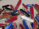 17 lbs Knives &#x26; Multi-tools (FS)