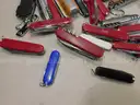 17 lbs Knives &#x26; Multi-tools (FS)