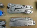 22 Multi-Tools (FS)