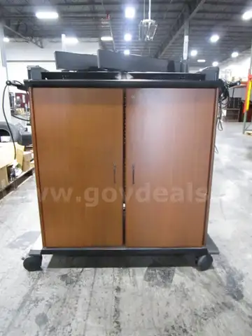 Media Cart (H)