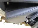 3 Vehicle Seats (E)