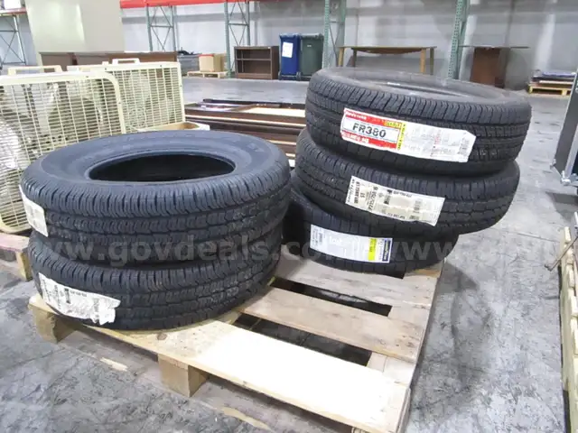 5 Tires (B)