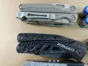 17 Multi-Tools (FS)