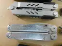 17 Multi-Tools (FS)