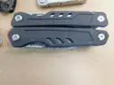 20 Multi-Tools (FS)