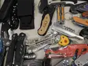 23 lbs Knives &#x26; Multi-tools (FS)