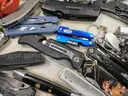 23 lbs Knives &#x26; Multi-tools (FS)