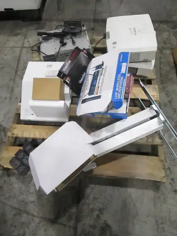 4 Projectors &#x26; Electronics (D)