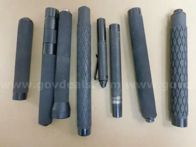 8 Batons (FS)