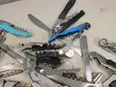Kitchen Items &#x26; Corkscrews (FS)