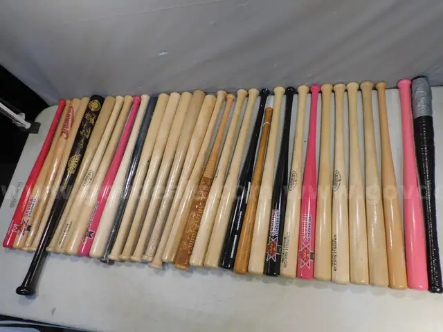 33 Miniature Wooden Bats (FS)