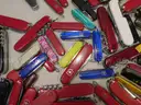 16 lbs Knives &#x26; Multi-tools (FS)