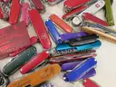 16 lbs Knives &#x26; Multi-tools (FS)