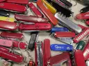 16 lbs Knives &#x26; Multi-tools (FS)