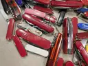 16 lbs Knives &#x26; Multi-tools (FS)