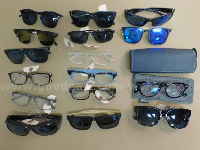 Sunglasses &#x26; Glasses (FS)