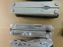 19 Multi-Tools (FS)