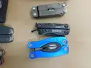 19 Multi-Tools (FS)