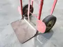 Hand Truck (J)