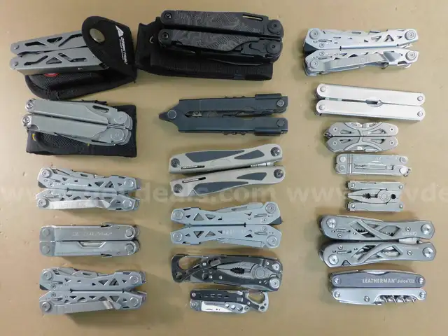 18 Multi-Tools (FS)