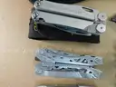18 Multi-Tools (FS)