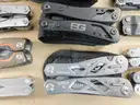13 Multi-Tools (FS)