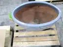 2 Flower Pots (E)