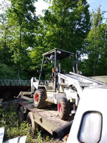 2002 Bobcat B100 backhoe, #1660B16609 (DNR Forestry Fire Headquarters)