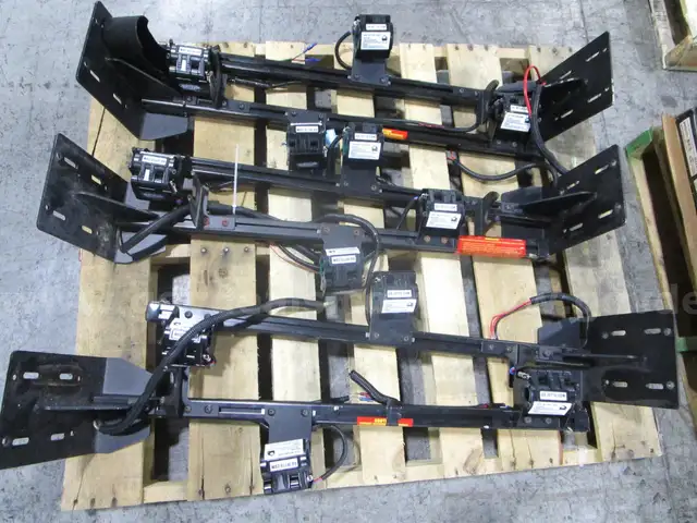 6 Long Gun Racks (B)