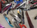 Kitchen Items &#x26; Corkscrews (FS)