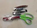 Kitchen Items &#x26; Corkscrews (FS)