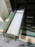 Cabinet (C)